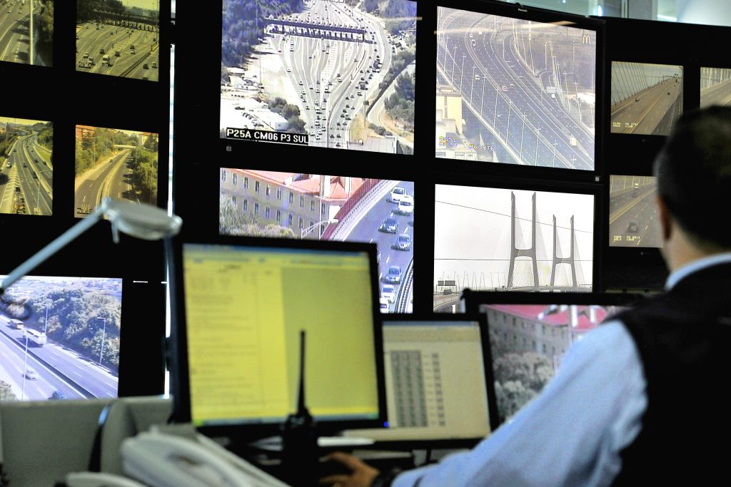 Tagus Bridges Control Room