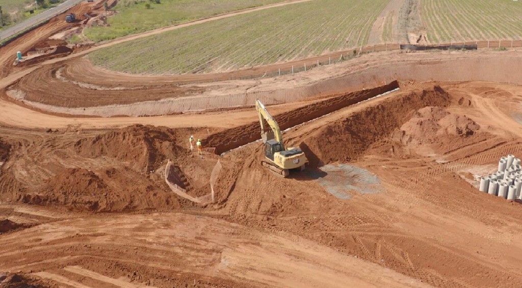 Entrevias - Brazil - Construction